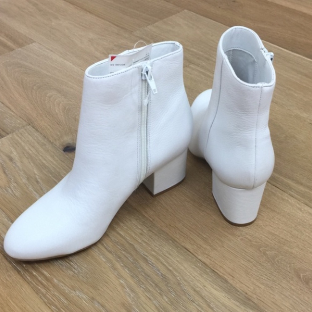 ALDO White Leather Ankle Booties - Picture 2 of 6